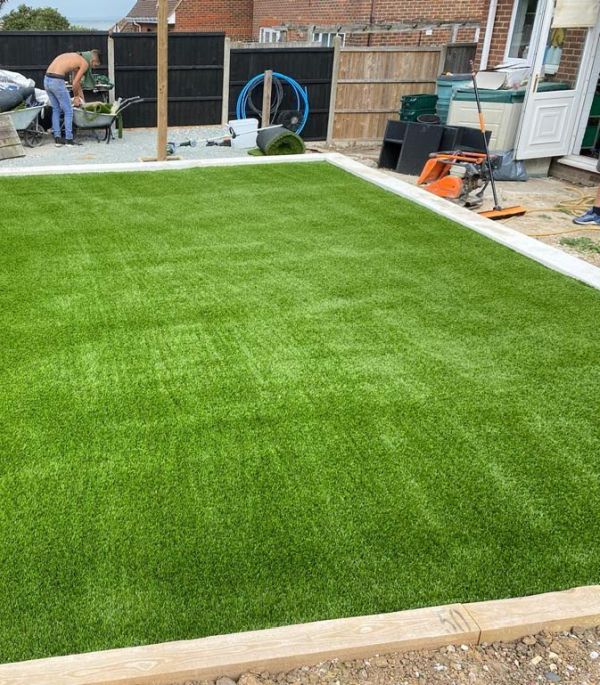 Artificial Lawn installers near me Maidstone ME14