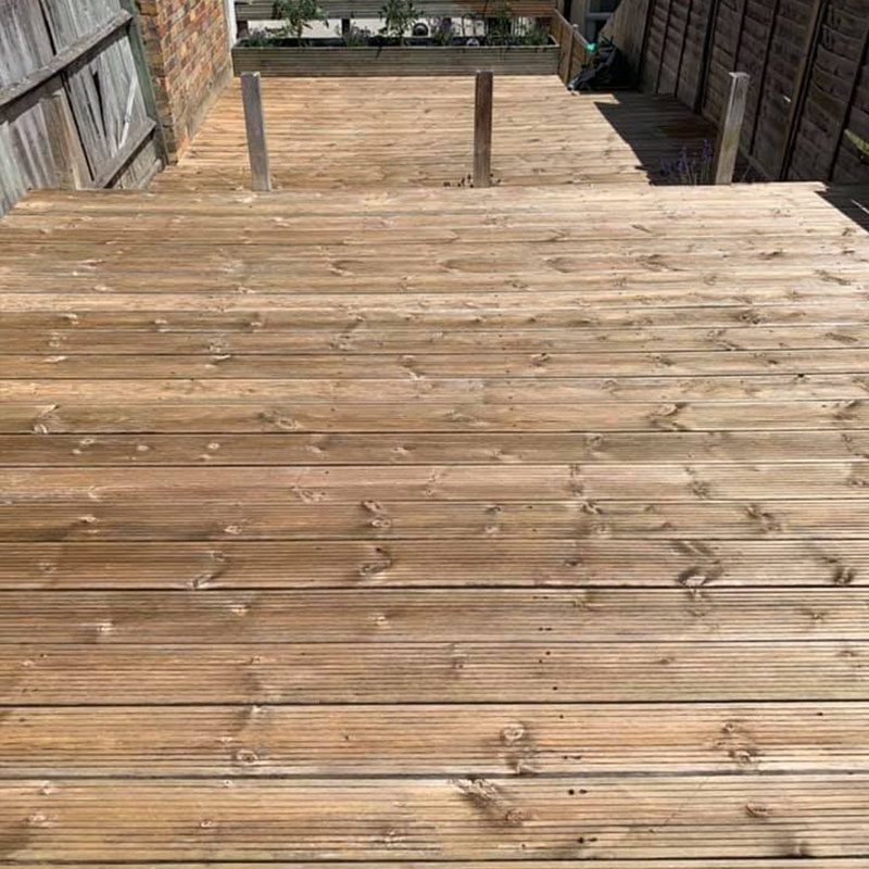Chemically Cleaning Decking Chemically Cleaning Decking